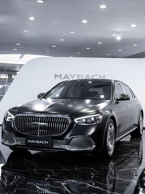 佛山111岚图汽车的售后服务让用户无忧出行，迈巴赫未来的豪华车趋势